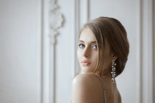 赛事分析师肖像示意